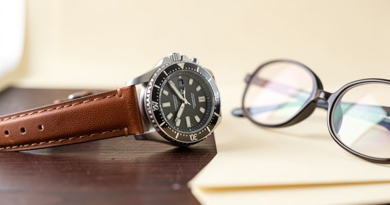 Changer son bracelet de montre : le détail qui change tout